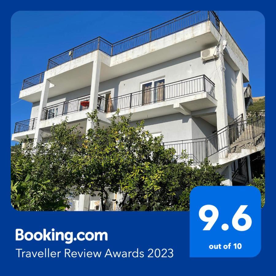 Azure Apartments By Kondo Stays Vlorë Εξωτερικό φωτογραφία