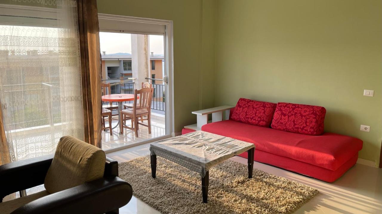 Azure Apartments By Kondo Stays Vlorë Εξωτερικό φωτογραφία