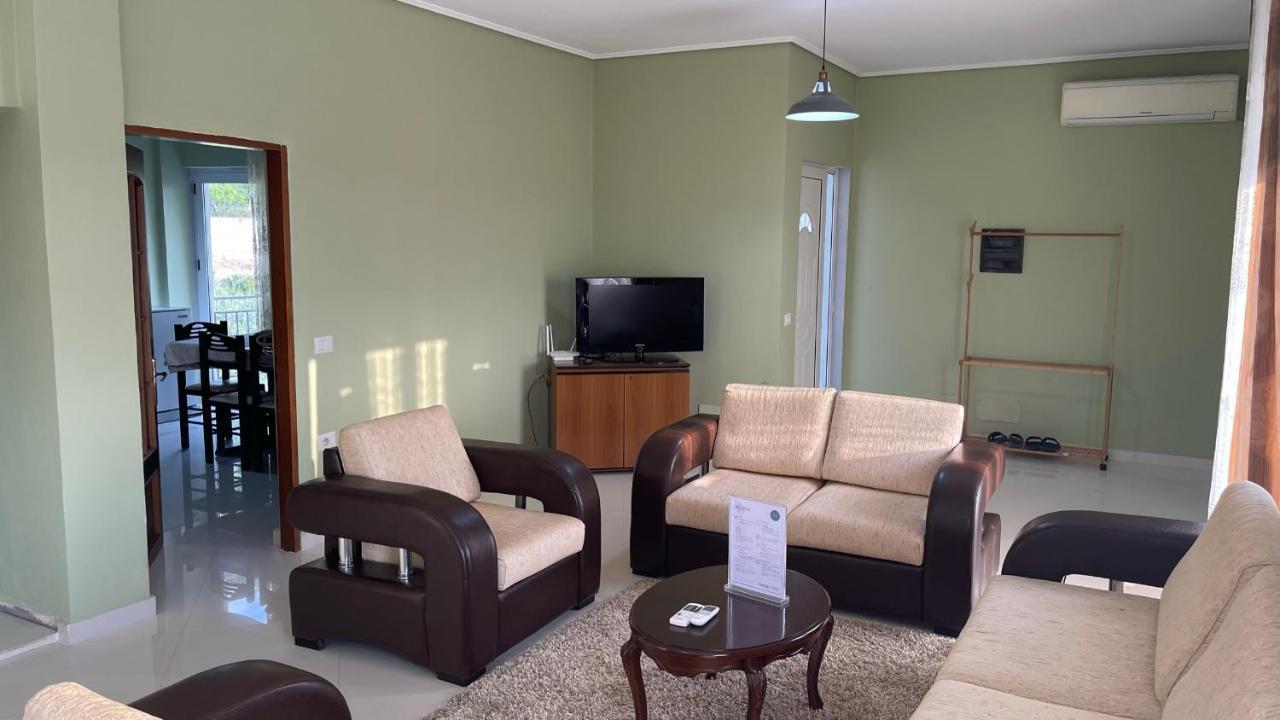 Azure Apartments By Kondo Stays Vlorë Εξωτερικό φωτογραφία