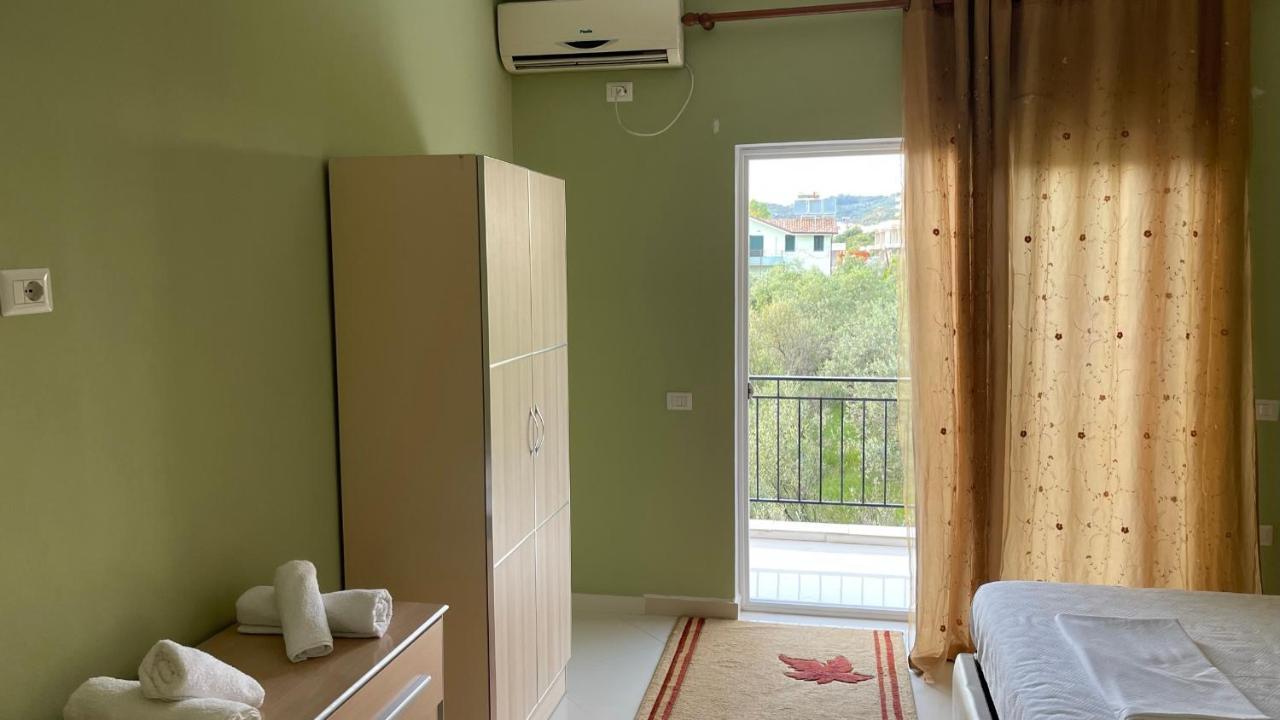 Azure Apartments By Kondo Stays Vlorë Εξωτερικό φωτογραφία